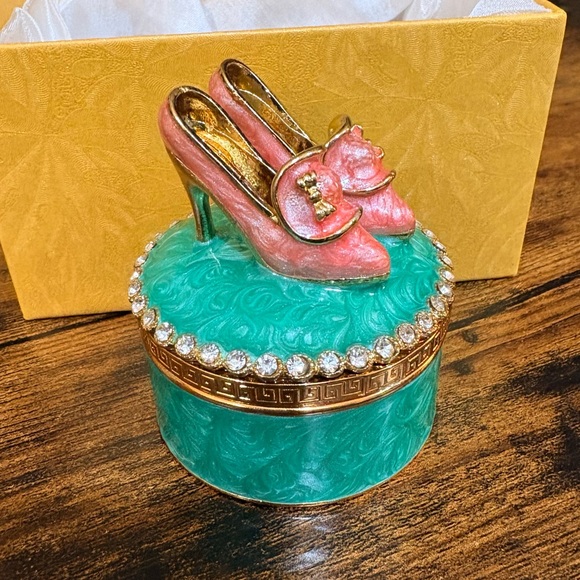 Tchotchke - High Heels Green Trinket Jewelry Box NWT NIB - Picture 2 of 6
